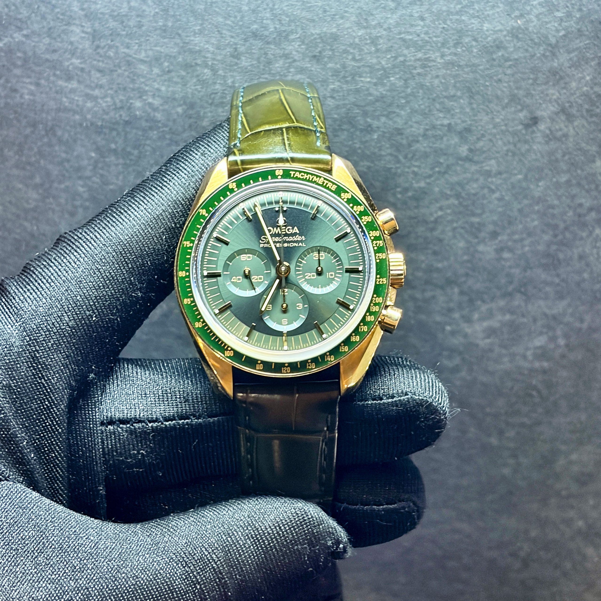 Omega Speedmaster Professional Moonwatch Moonshine Yellow Gold 310.63.42.50.10.001