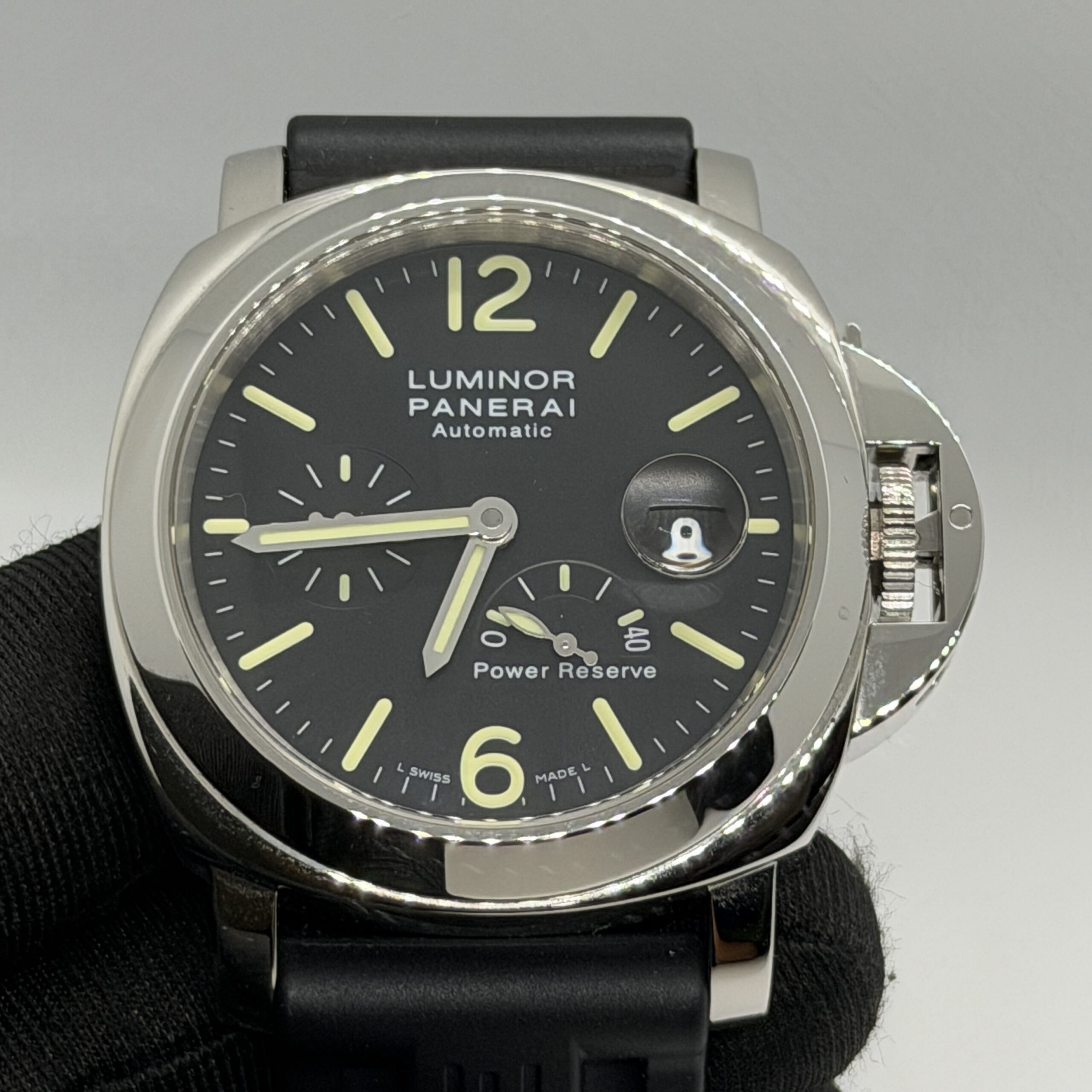 Panerai Luminor Marina 44mm Power Reserve Pam0090 - Image 2